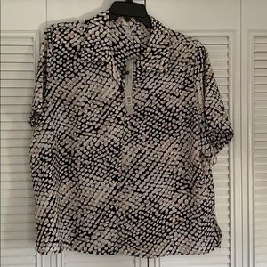 Voir 20W blouse new with tags